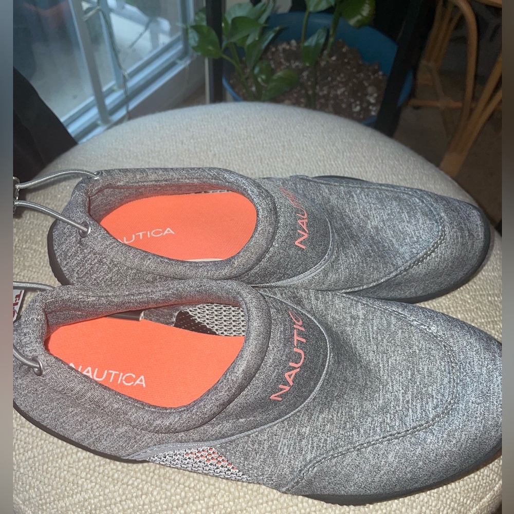 Nautica water shoes